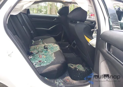 2020 Honda Accord Lx z USA, uszkodzony, nr VIN 1HGCV1F19LA118732